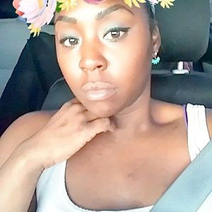 Meet your Posher, Martika